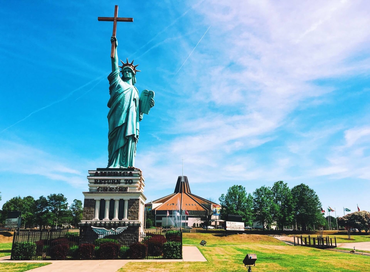 Article Politicized Christendom 2025